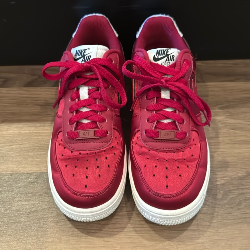 Nike AF1 NSW Women’s Sz 7